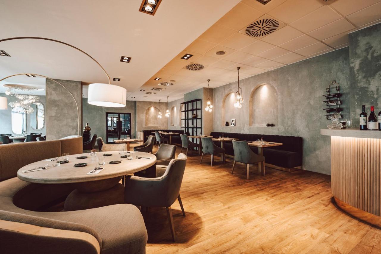 Hotel Palcat Табор Экстерьер фото