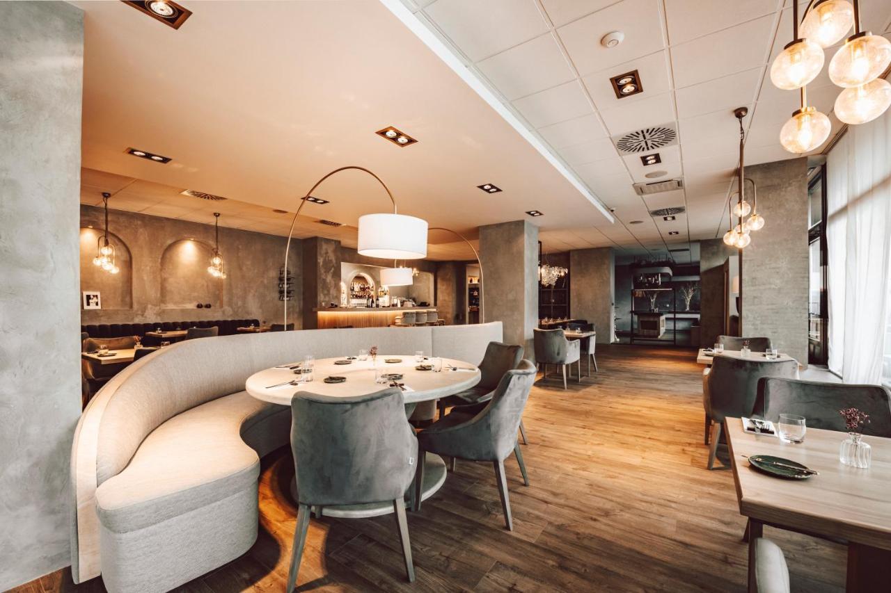 Hotel Palcat Табор Экстерьер фото