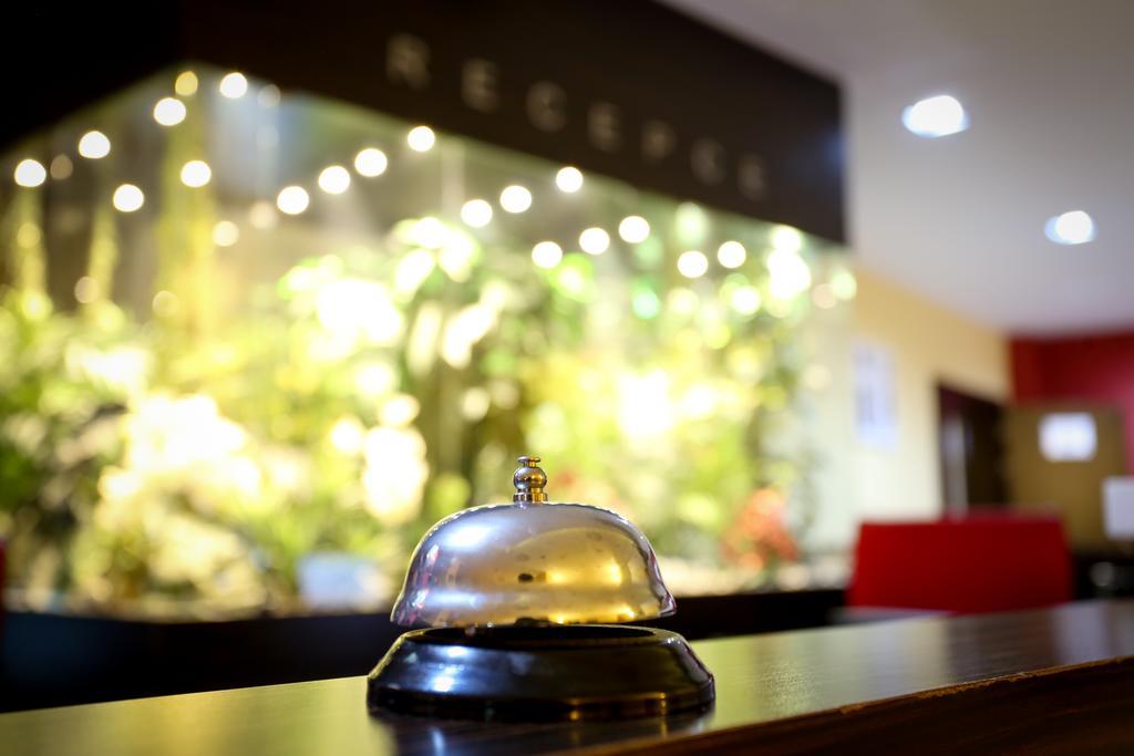 Hotel Palcat Табор Экстерьер фото
